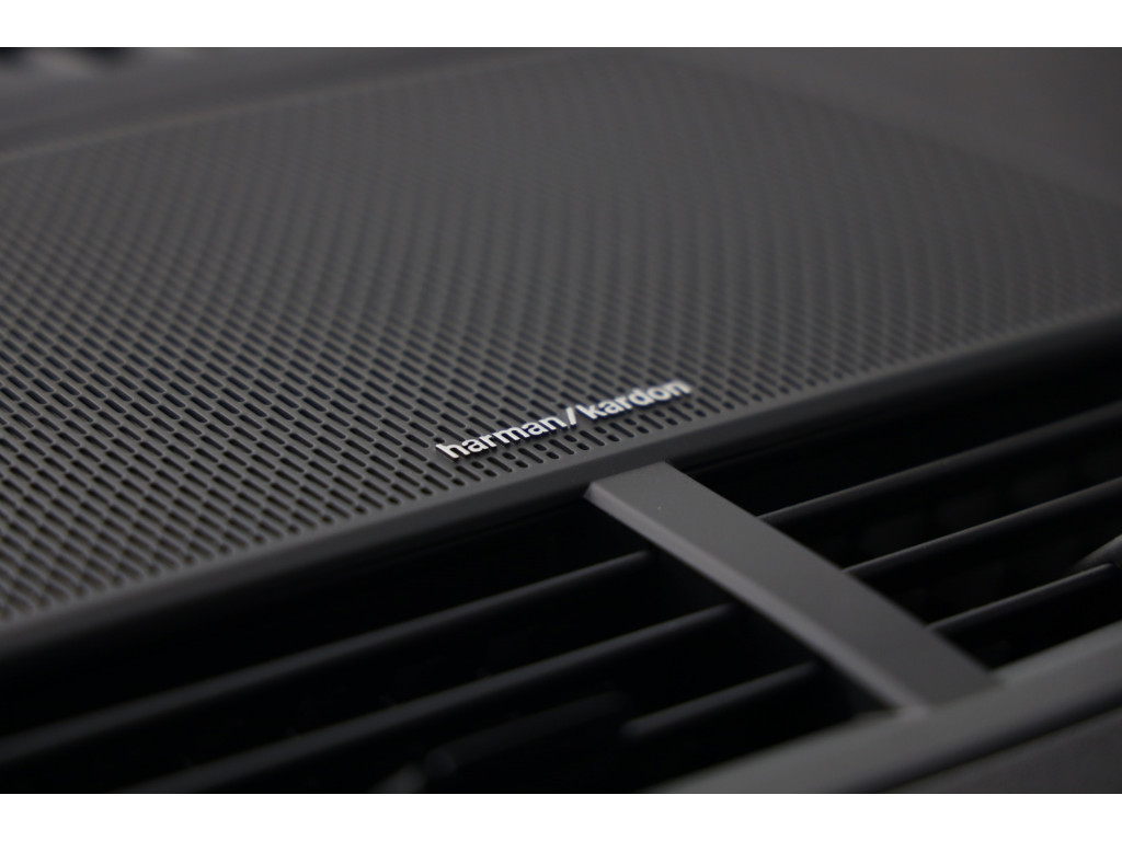 Polestar 2 Harman kardon