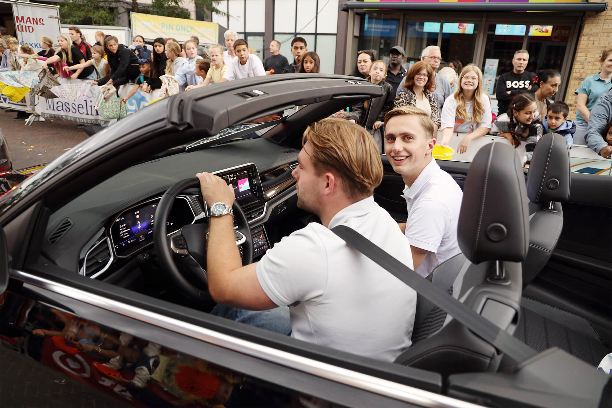 Reclamekaravaan-Profronde-Almelo-AutoHaarhuis2025