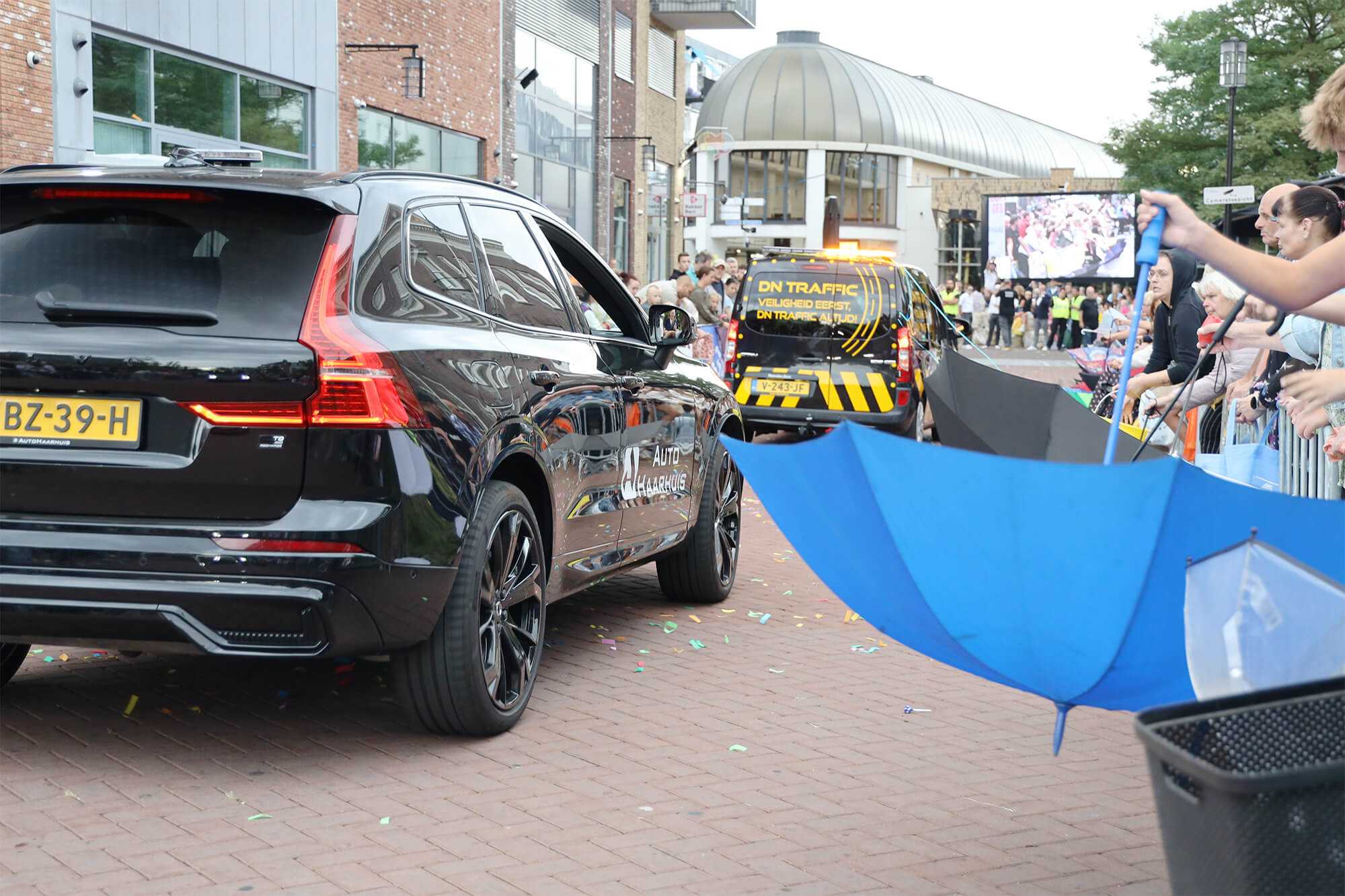 Reclamekaravaan-Safetycar-Profronde-Almelo-AutoHaarhuis