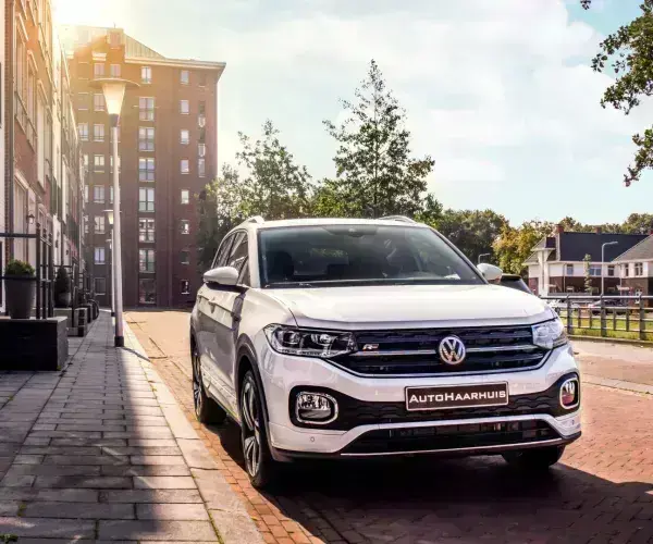 Volkswagen-T-Cross-R Line