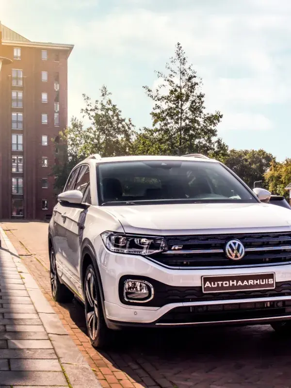 Volkswagen-T-Cross-R Line