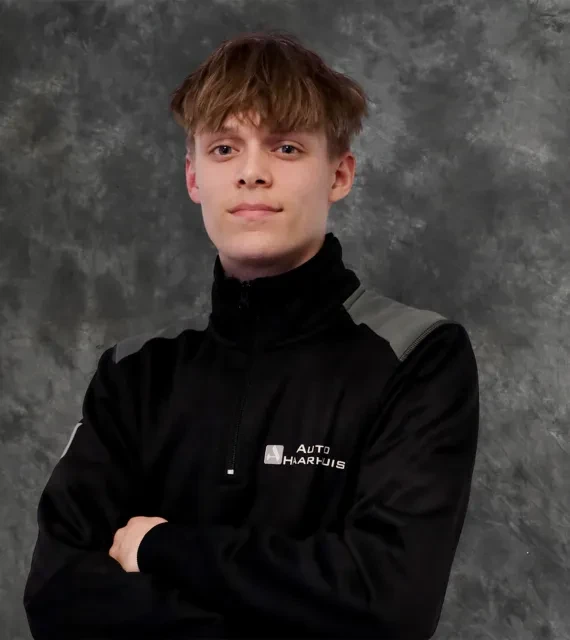 Jordy-detailer-AutoHaarhuis