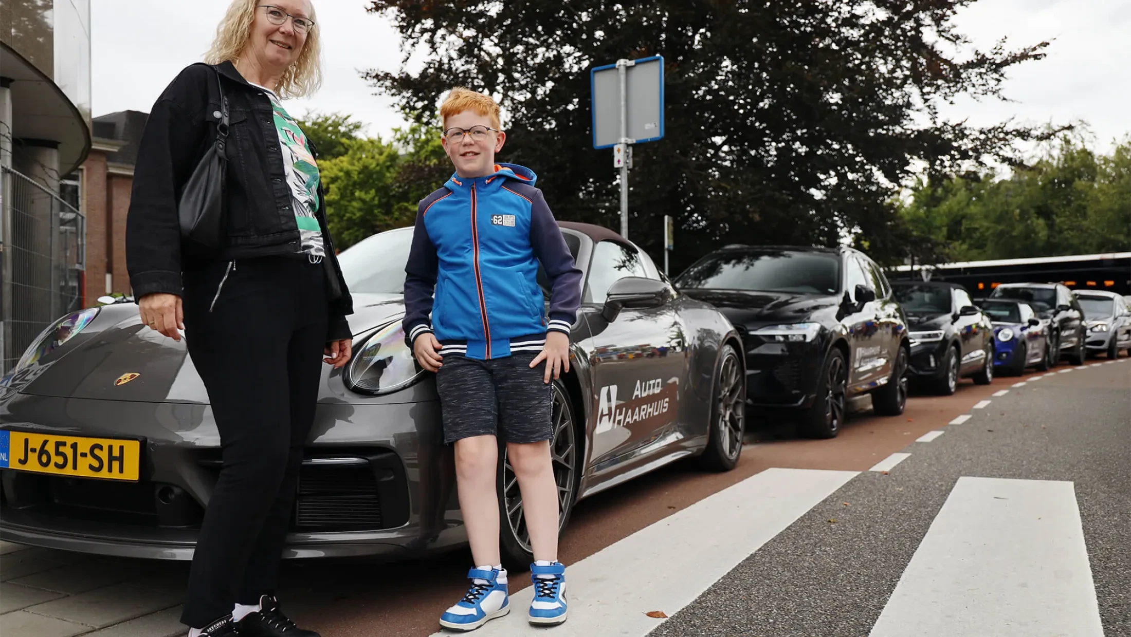 Luuk-Betty-Reclamekaravaan-Profronde-AutoHaarhuis