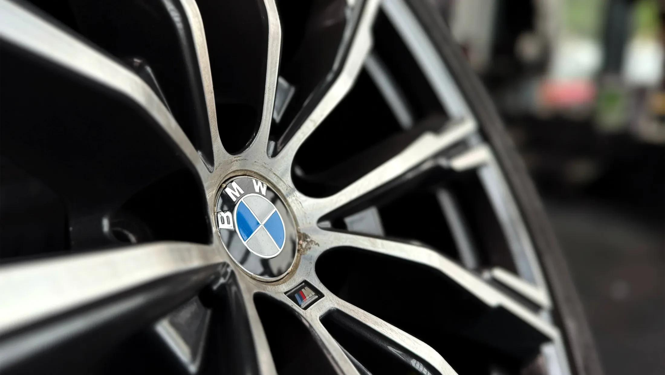 AutoHaarhuis-Almelo-Geesteren-BMW-garage-in-Twente