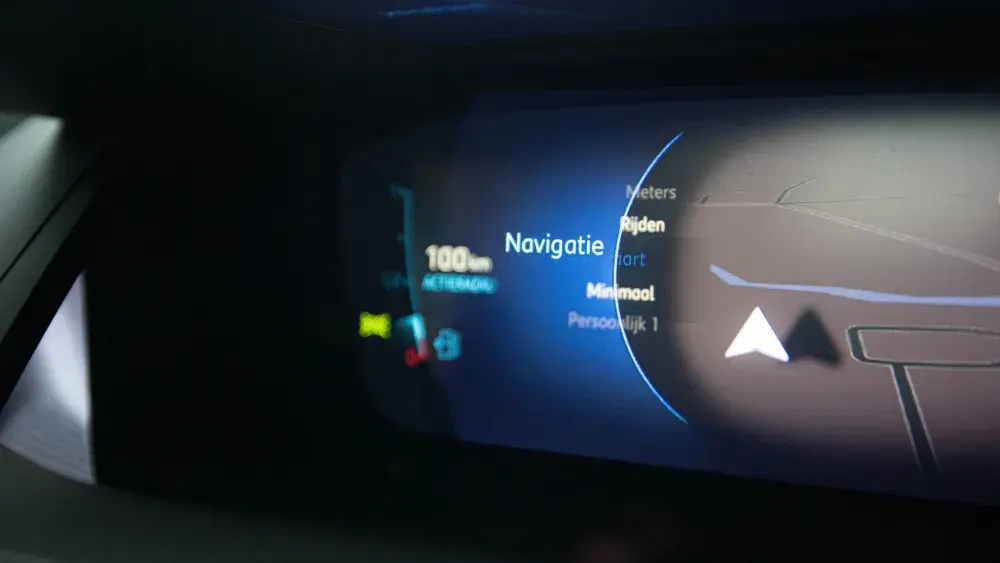 Peugeot 208 Allure (18)