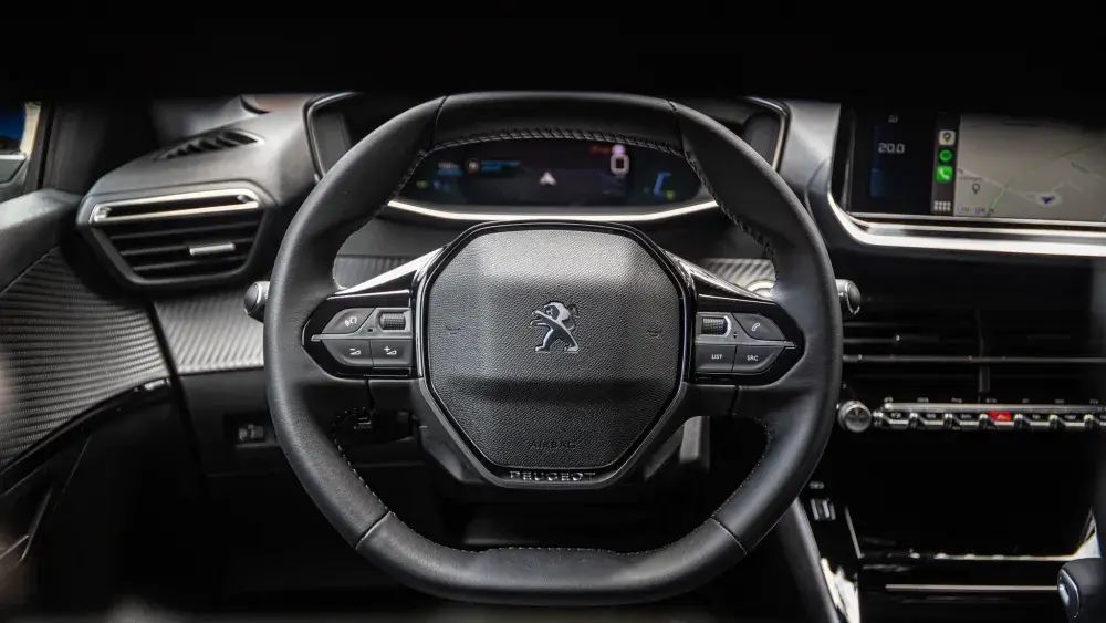 Peugeot 208 Allure (5)