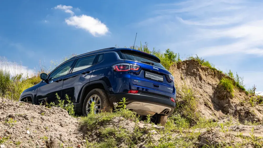 Jeep Compass - 8