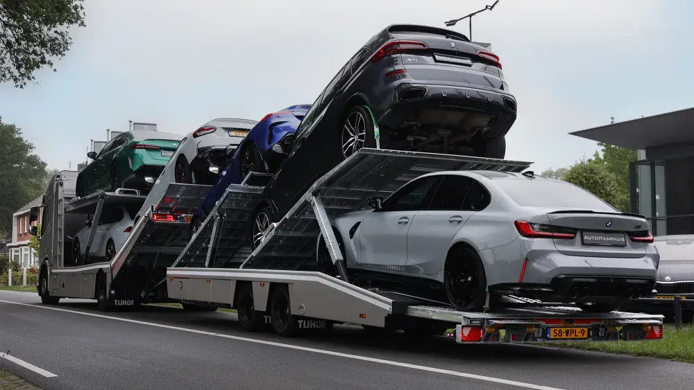 DAF-Tijhof-transporter-BMW's3.jpg