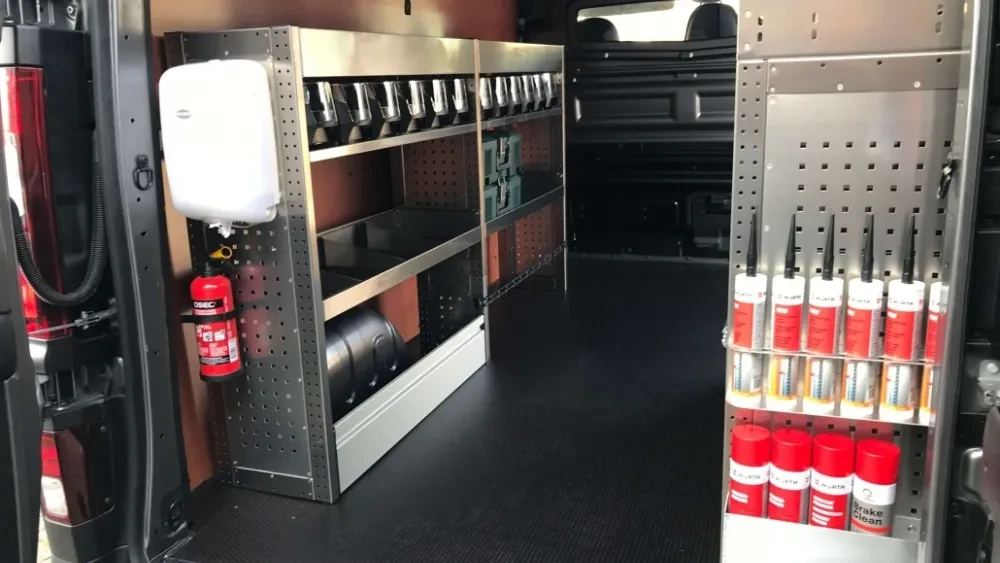 AutoHaarhuis-Bedrijfswagens-Bedrijfswageninrichting-op-maat-2