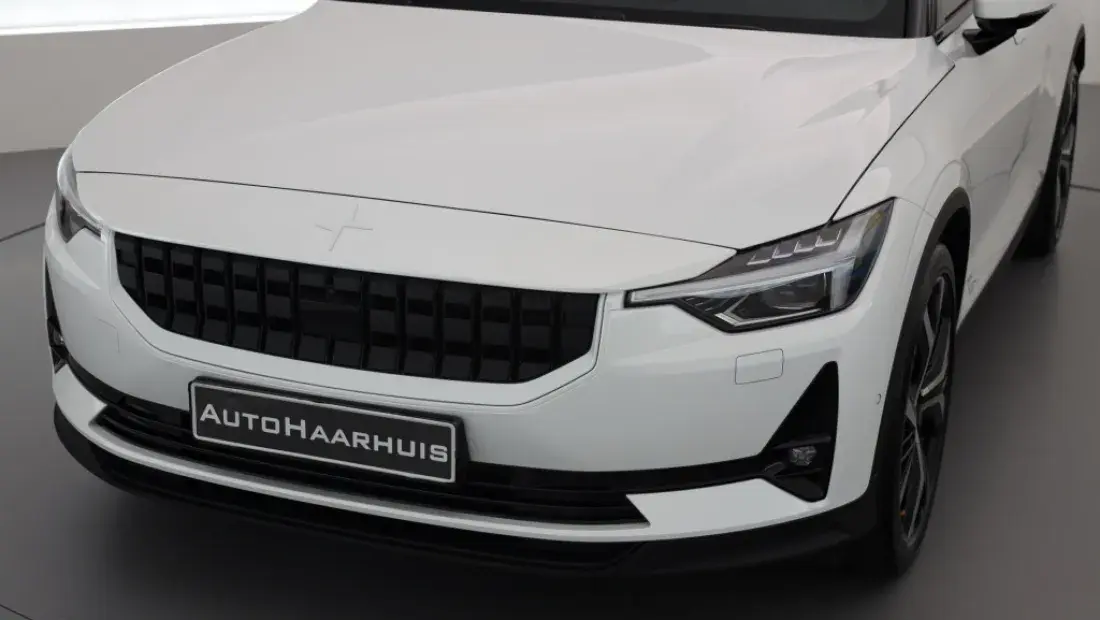 Polestar 2 voorzijde