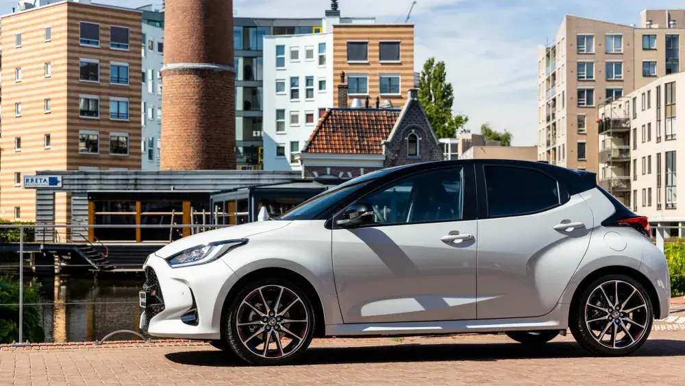 Toyota Yaris GR Sport (1)