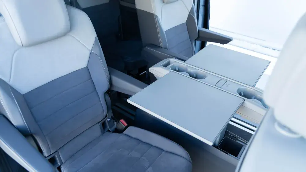 Volkswagen Multivan eHybrid (7)