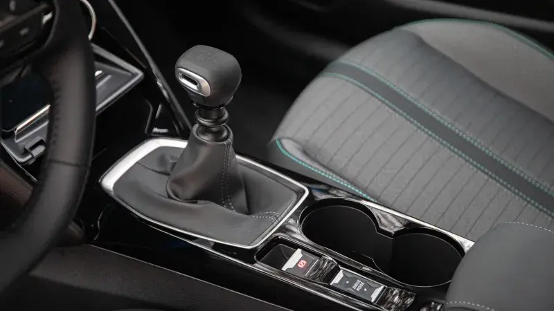 Peugeot 208 Allure (21)